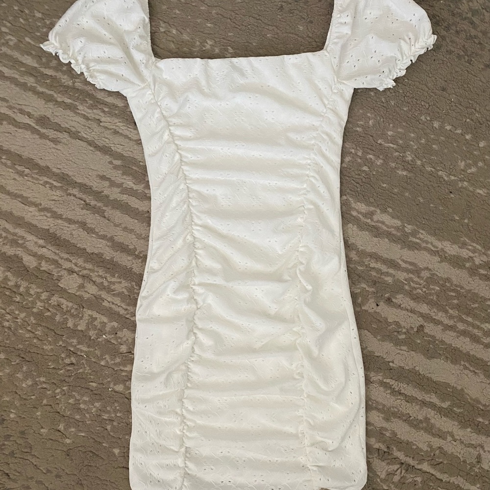 white windsor dress